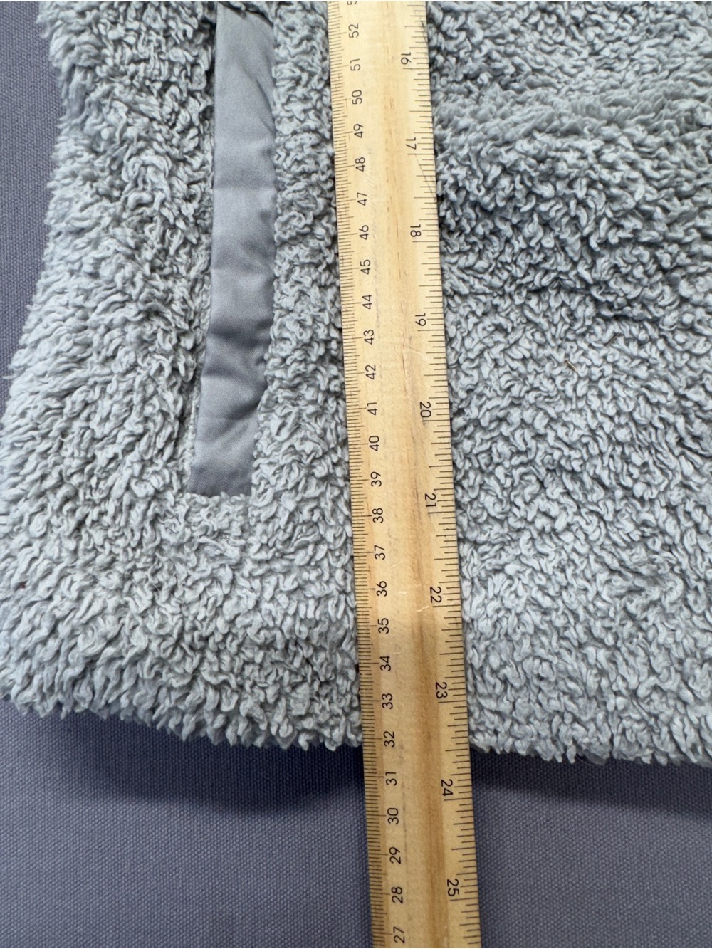 Patagonia Women's Light Gray Sherpa Fleece Vest - Picture 3 of 8